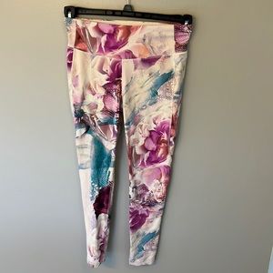 Calia by Carried Underwood Leggings size S